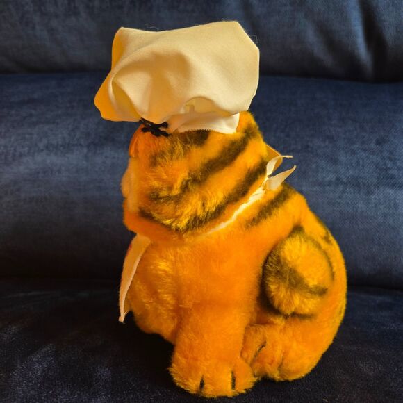 NWT Vtg 80's Dakin Garfield Lasagna Chef 7" Bean Bag Plush - Picture 2 of 8